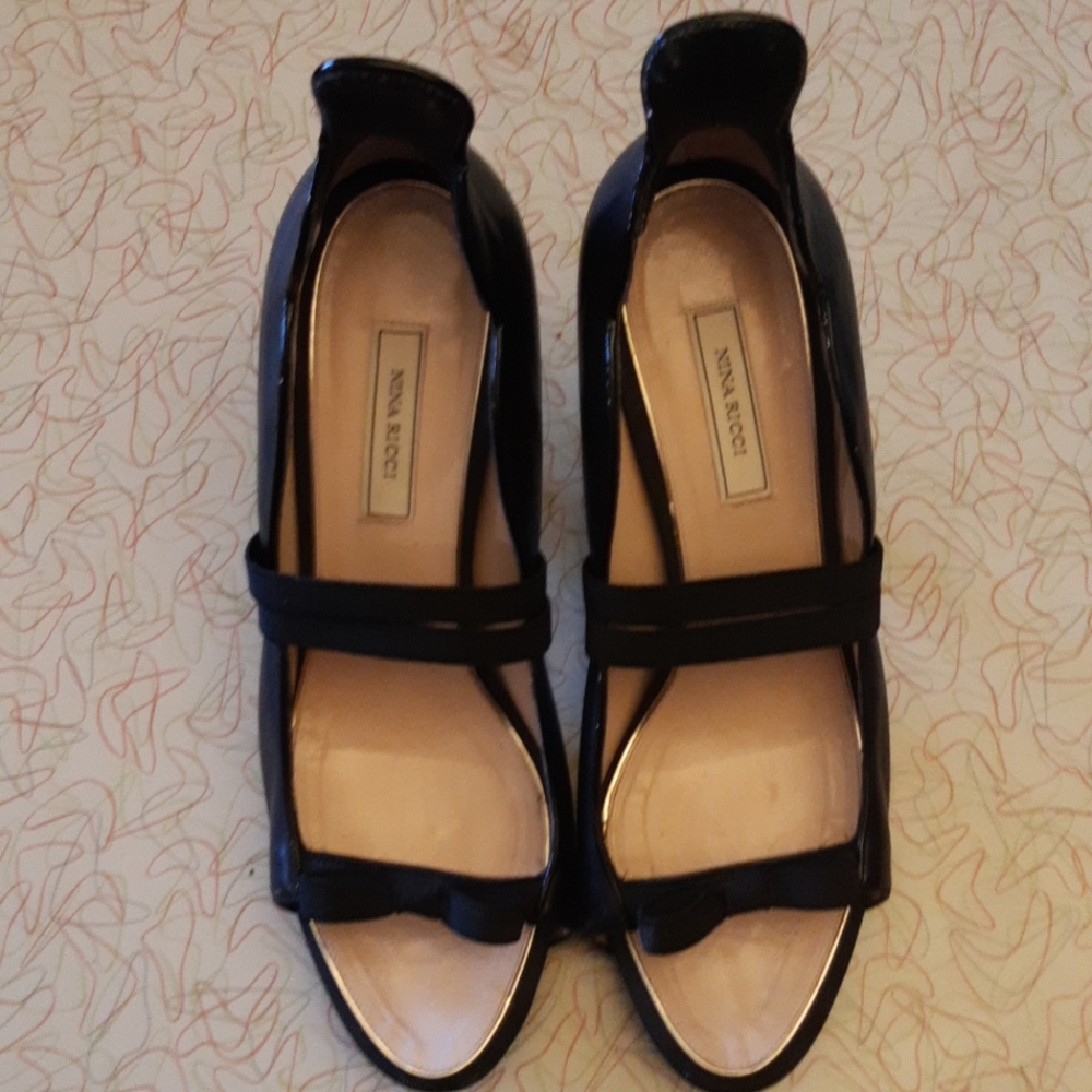 High heels / Pumps - Picture 5 of 6